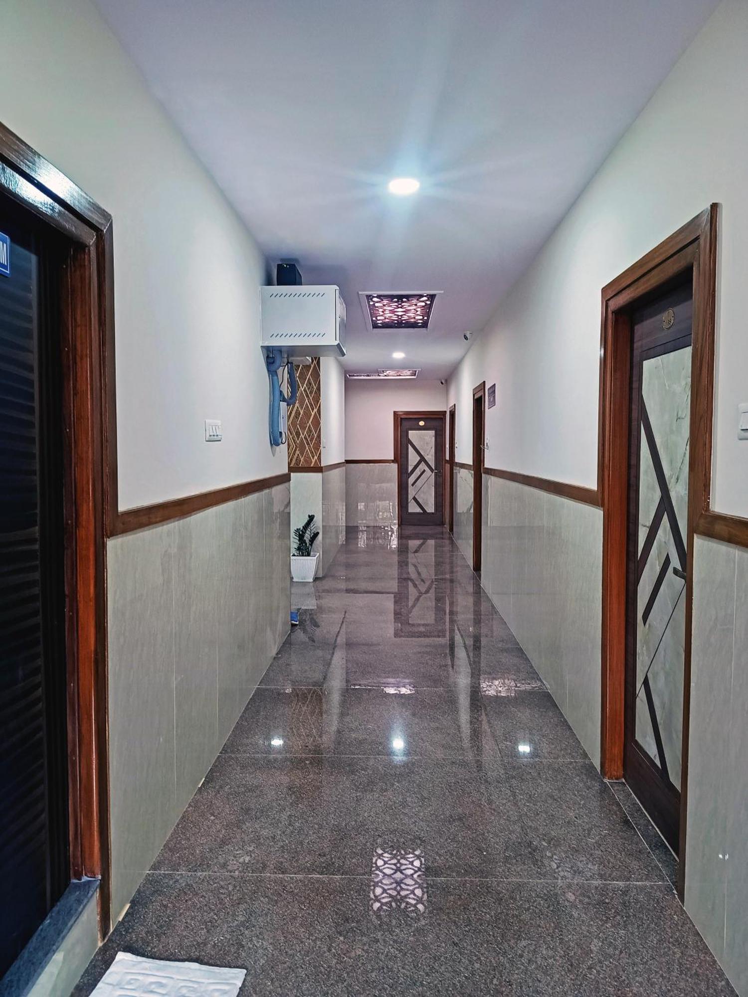 Hotel Achhu Palace Бангалор Экстерьер фото