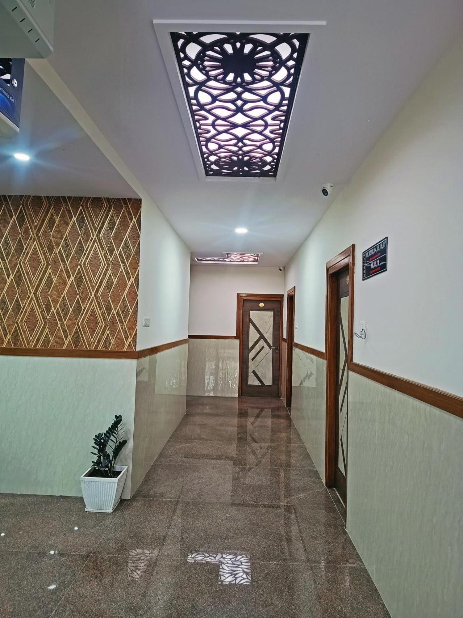 Hotel Achhu Palace Бангалор Экстерьер фото